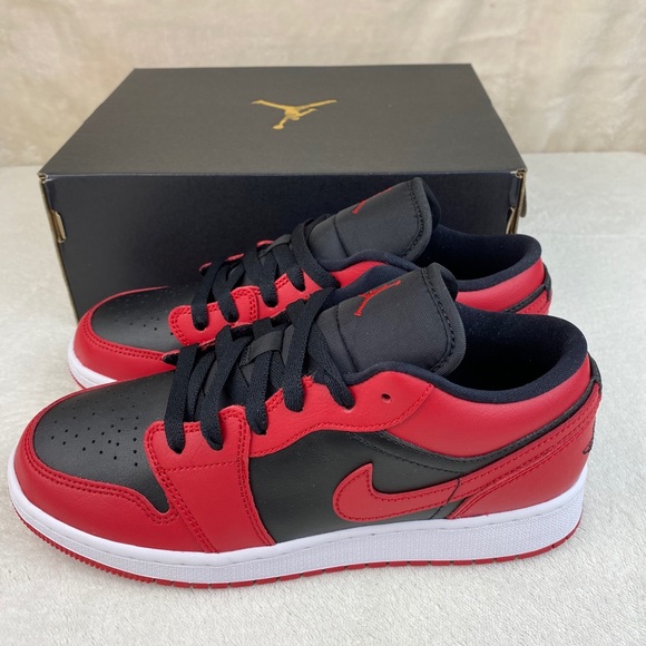Nike Air Jordan 1 Low ‘Reverse Bred’ Grade School - Picture 3 of 6
